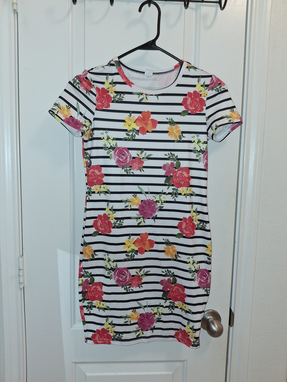 SHEIN White & Black Striped Kids' Dress with  Floral Print